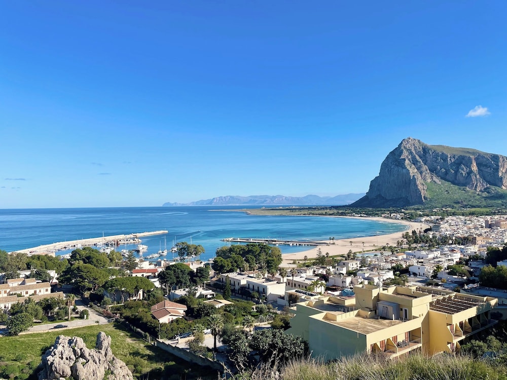 

Olbia - San Vito Lo Capo - HOTIDAY Room Collection - San Vito Lo Capo