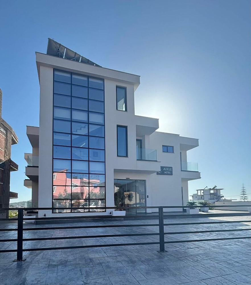 

Pisa - Ksamil - Adele Hotel Ksamil