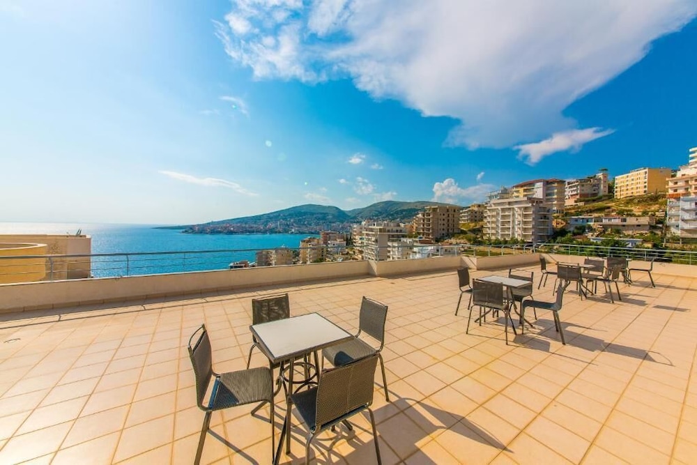 

Trieste - Sarandë - Hotel Erjoni