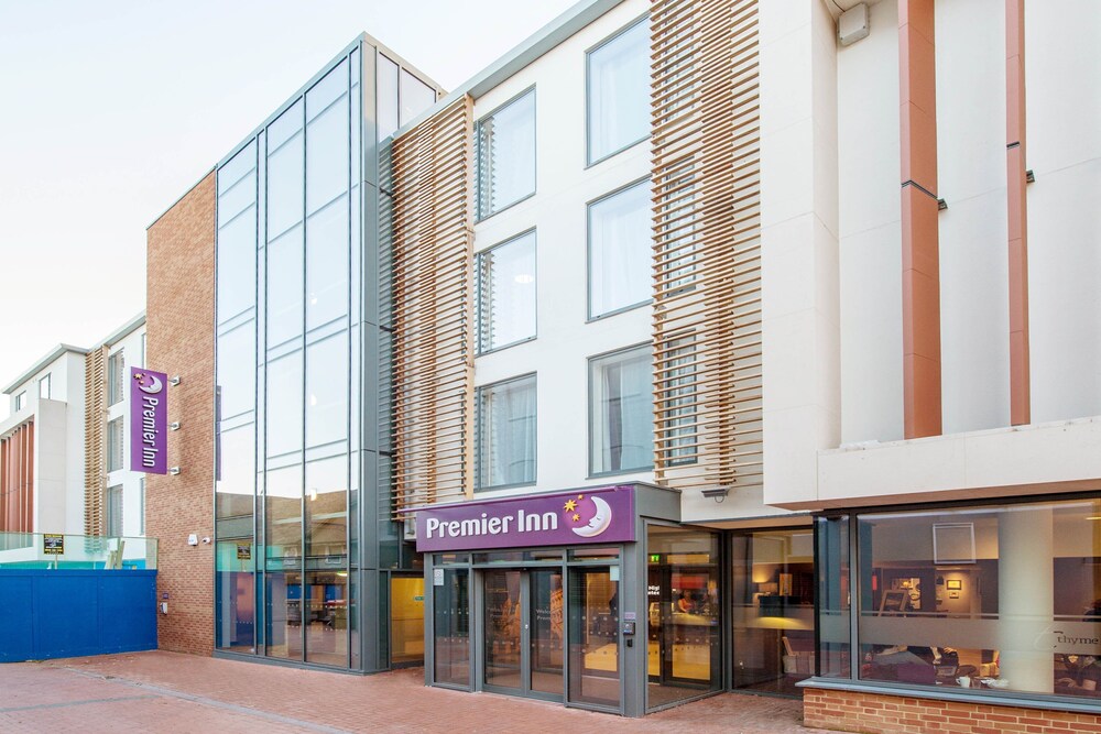 

Bologna - Saint Albans - Premier Inn St Albans City Centre