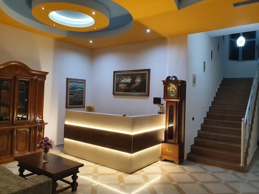 

Genova - Durrës - Risus Hotel