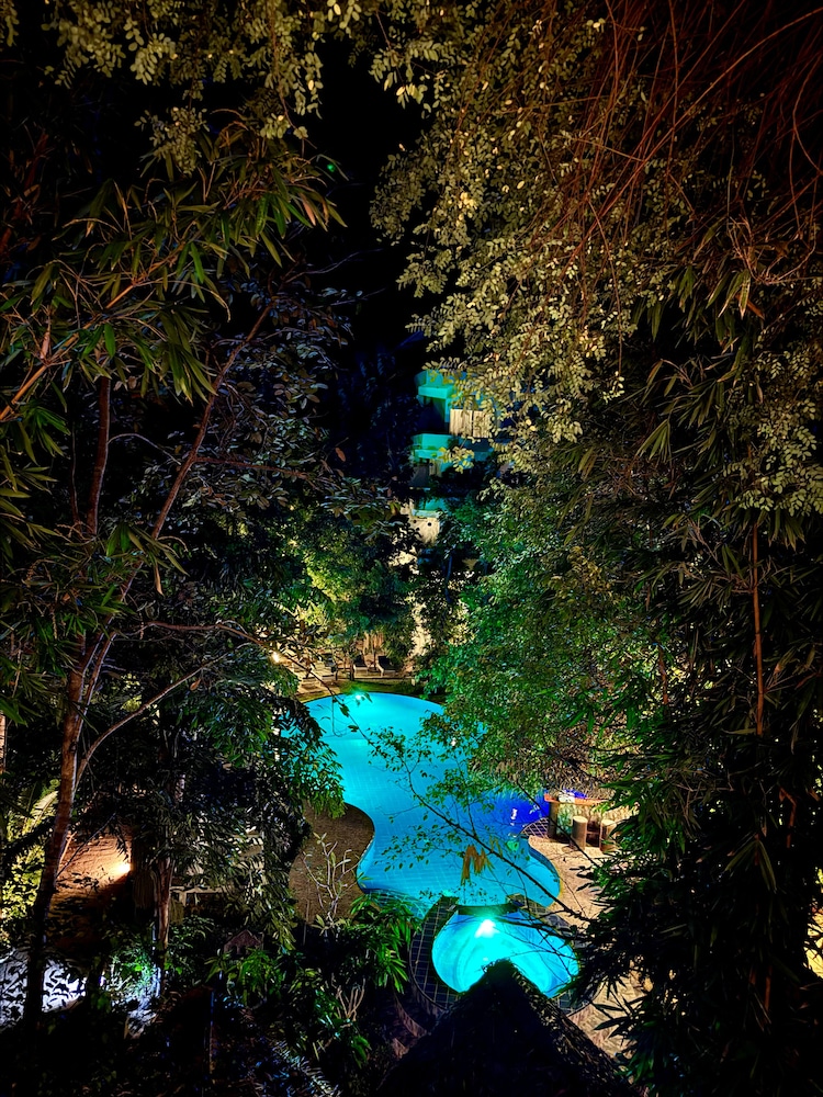 

Napoli - Dambulla - Sundaras Infinity Jungle Resort
