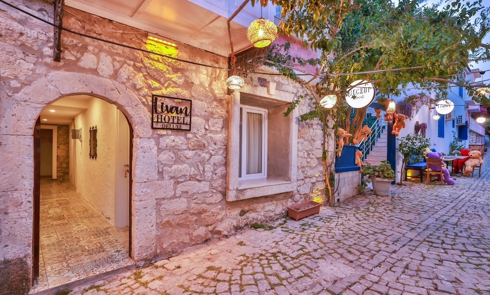 

Roma - Çeşme - Livan Hotel Deluxe