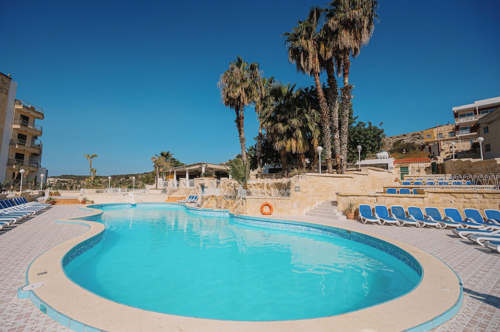 

Roma - St Paul's Bay - Xemxija Bay Hotel
