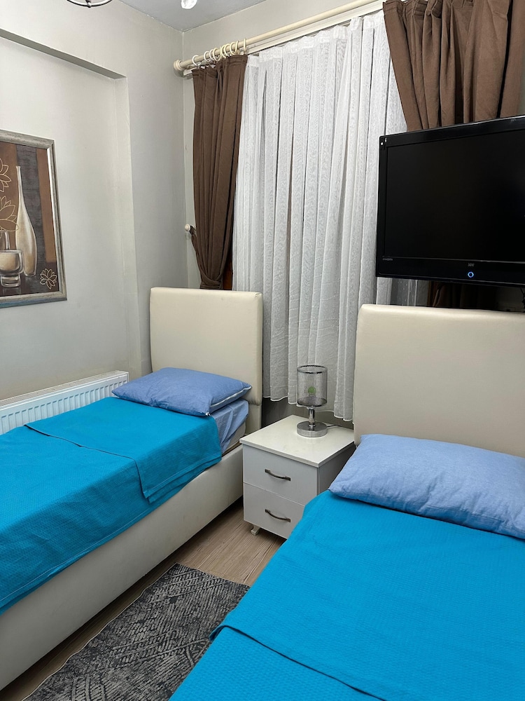 

Palermo - Istanbul - Chez Bore