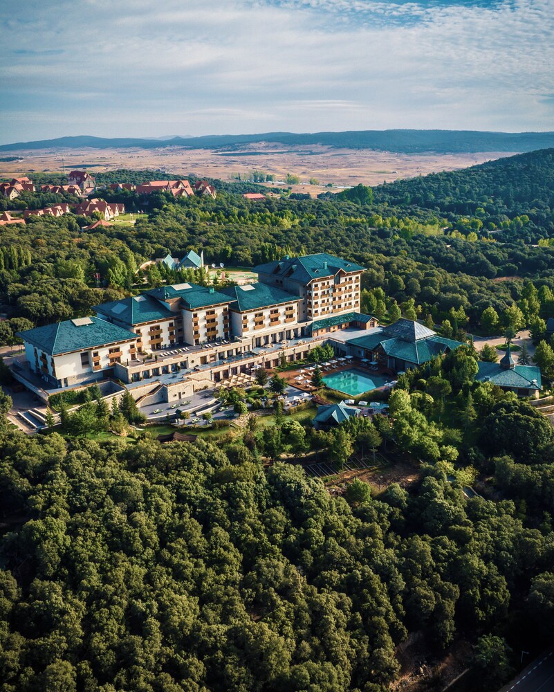 Michlifen Resort & Golf