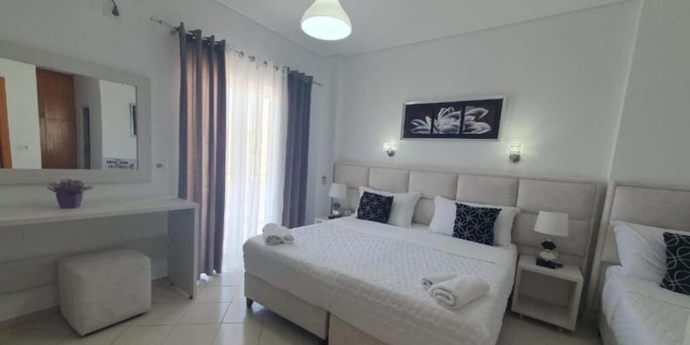 

Pescara - Costa albanese - Ceko Hotel