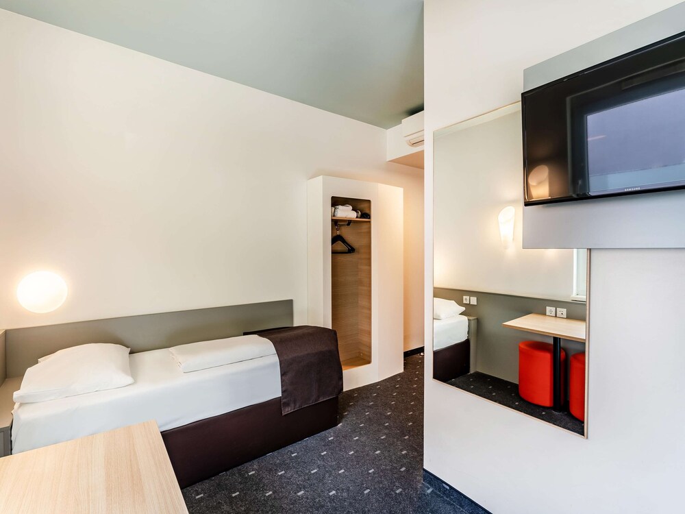 

Napoli - Basilea - B&B Hotel Weil am Rhein/Basel