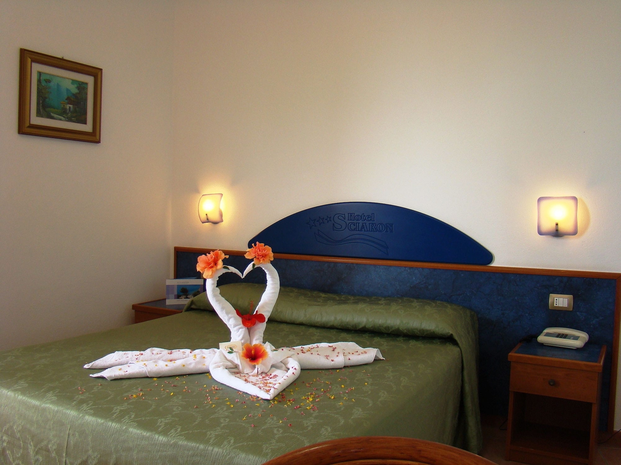 

Milano - Tropea - Hotel Residence Sciaron