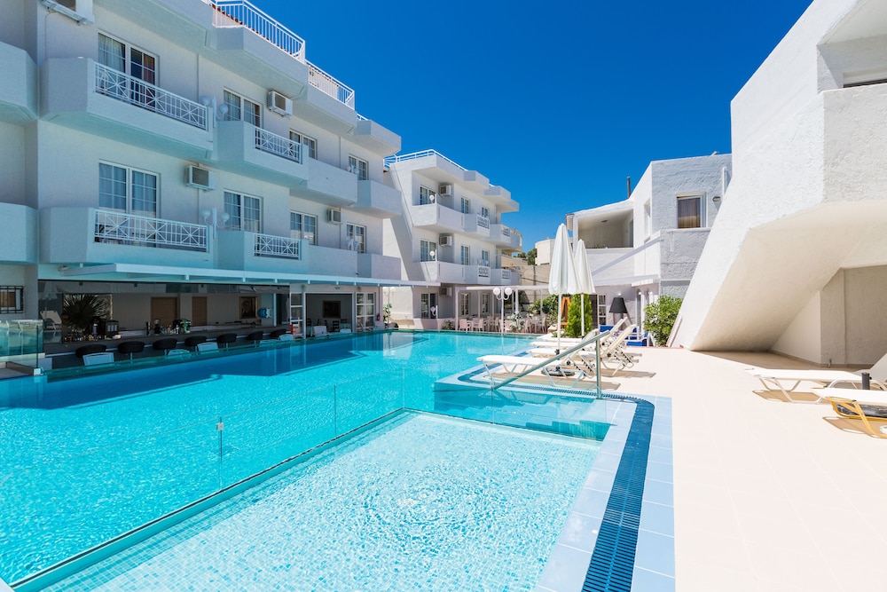 

Cagliari - Rethymno - Castello Bianco Aparthotel