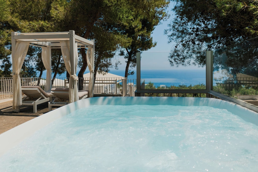 

Catania - Santa Cesarea Terme - Marenea Suite Hotel - CDSHotels