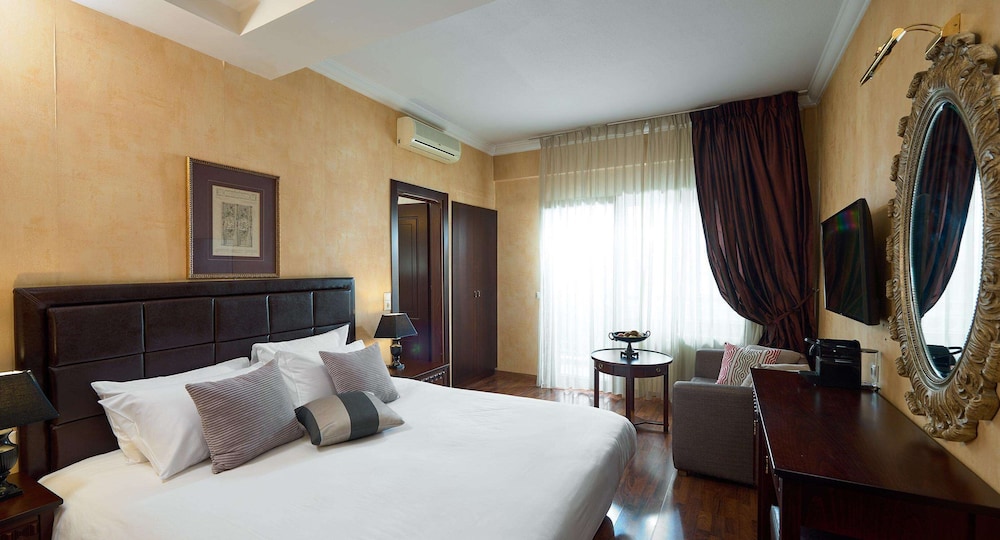 

Bologna - Litochoro - Olympus Mediterranean Boutique Hotel
