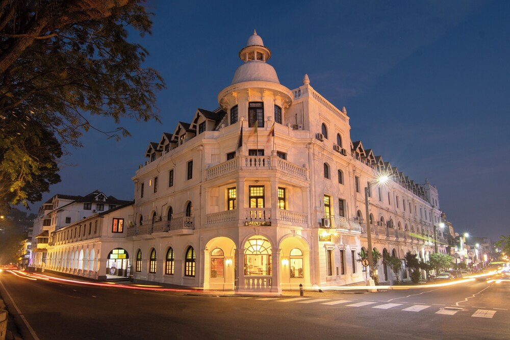 

Milano - Kandy - Queen's Hotel Kandy - 160 Years of Heritage & Luxury