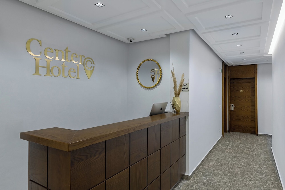 

Torino - Ksamil - Hotel Center