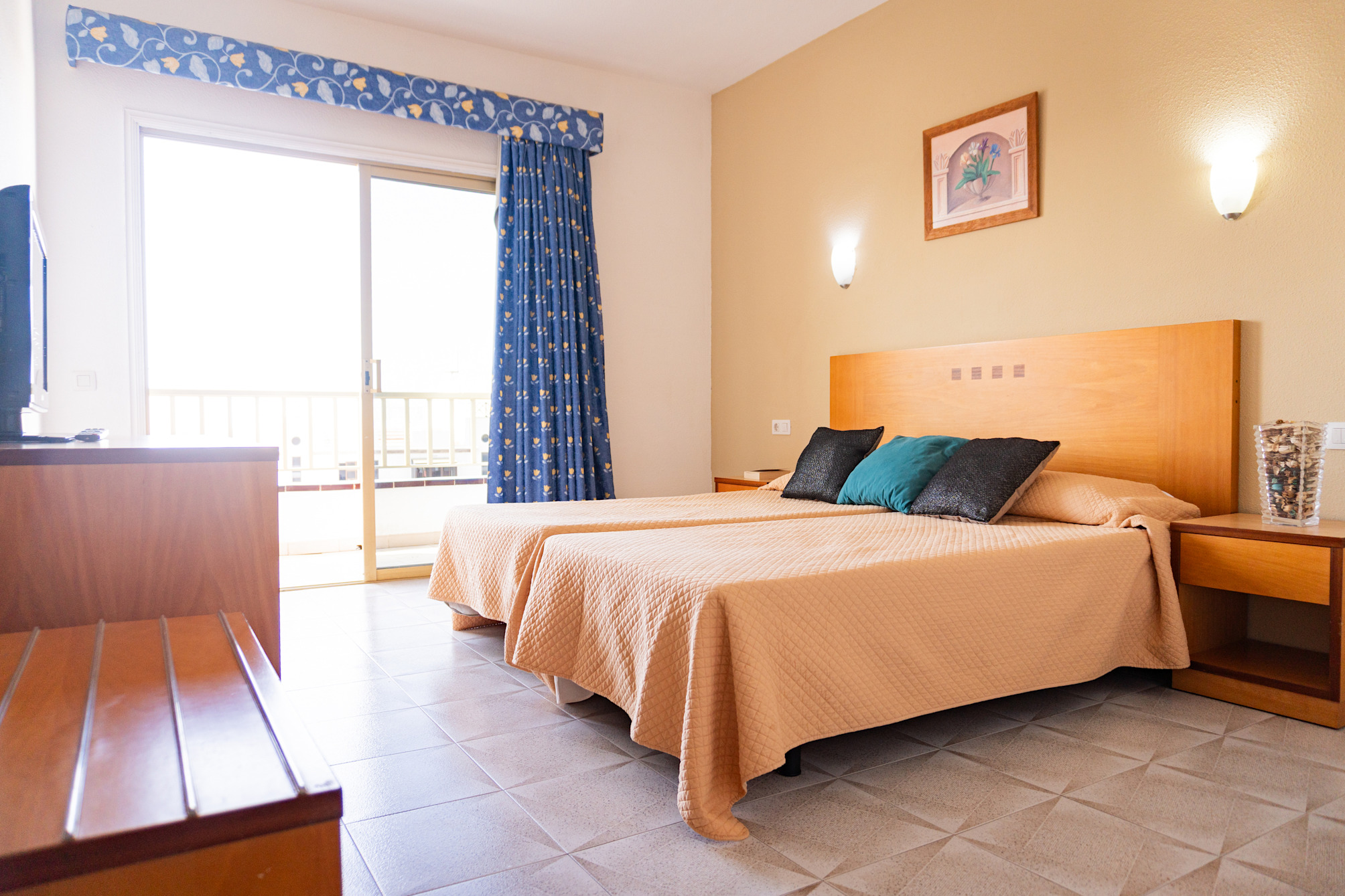 

Lamezia Terme - El Médano - Hotel Aeropuerto Sur