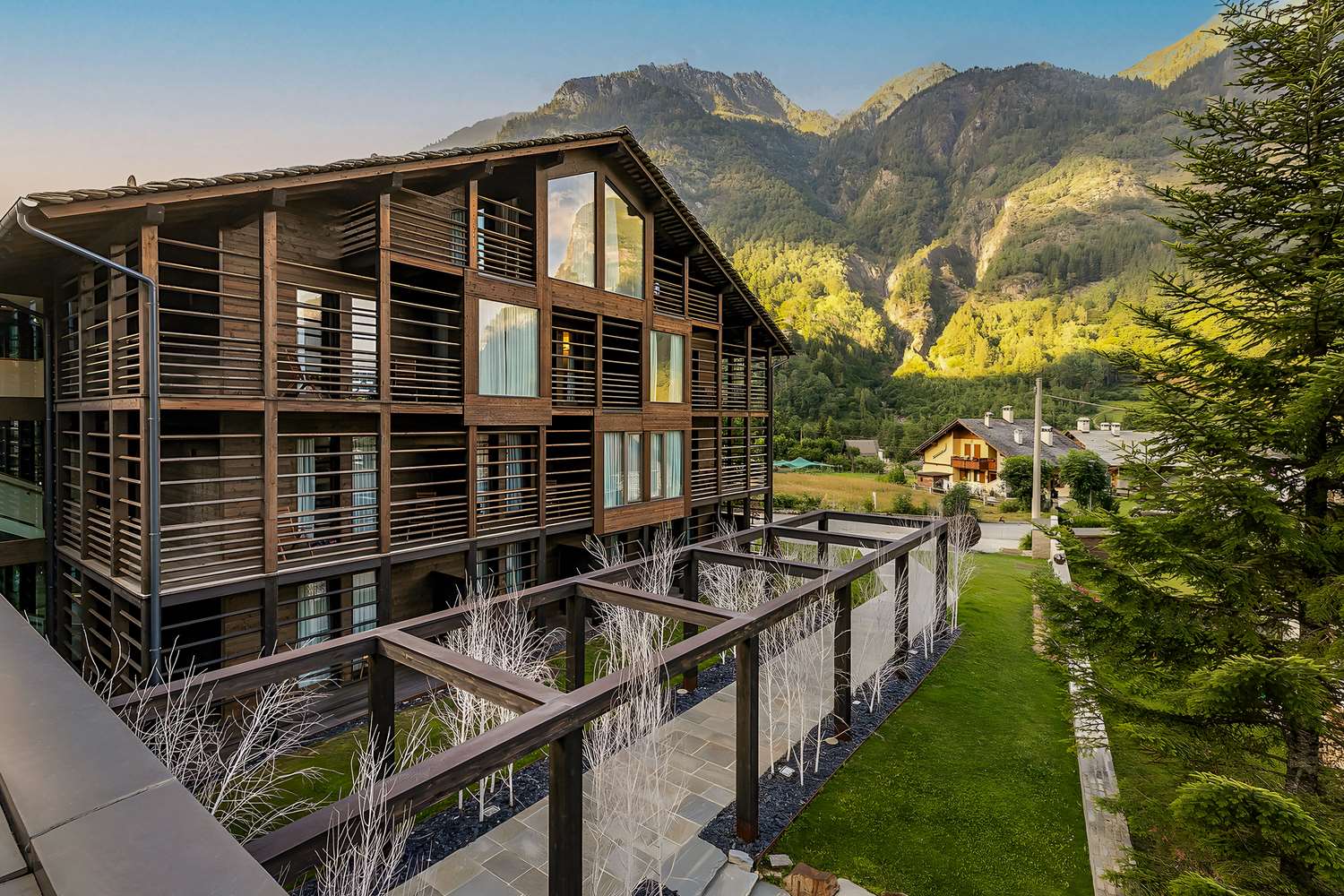 

Roma - Alagna Valsesia - NH Collection Alagna Mirtillo Rosso