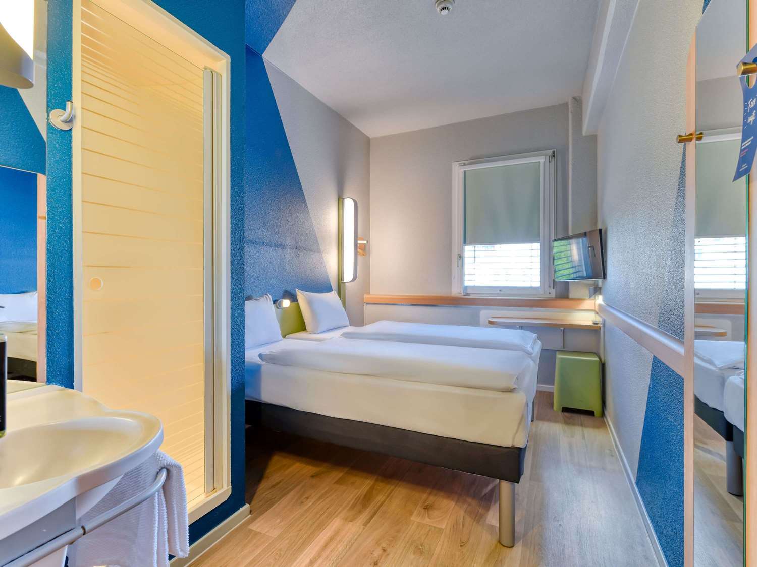 Chambre avec 2 lits