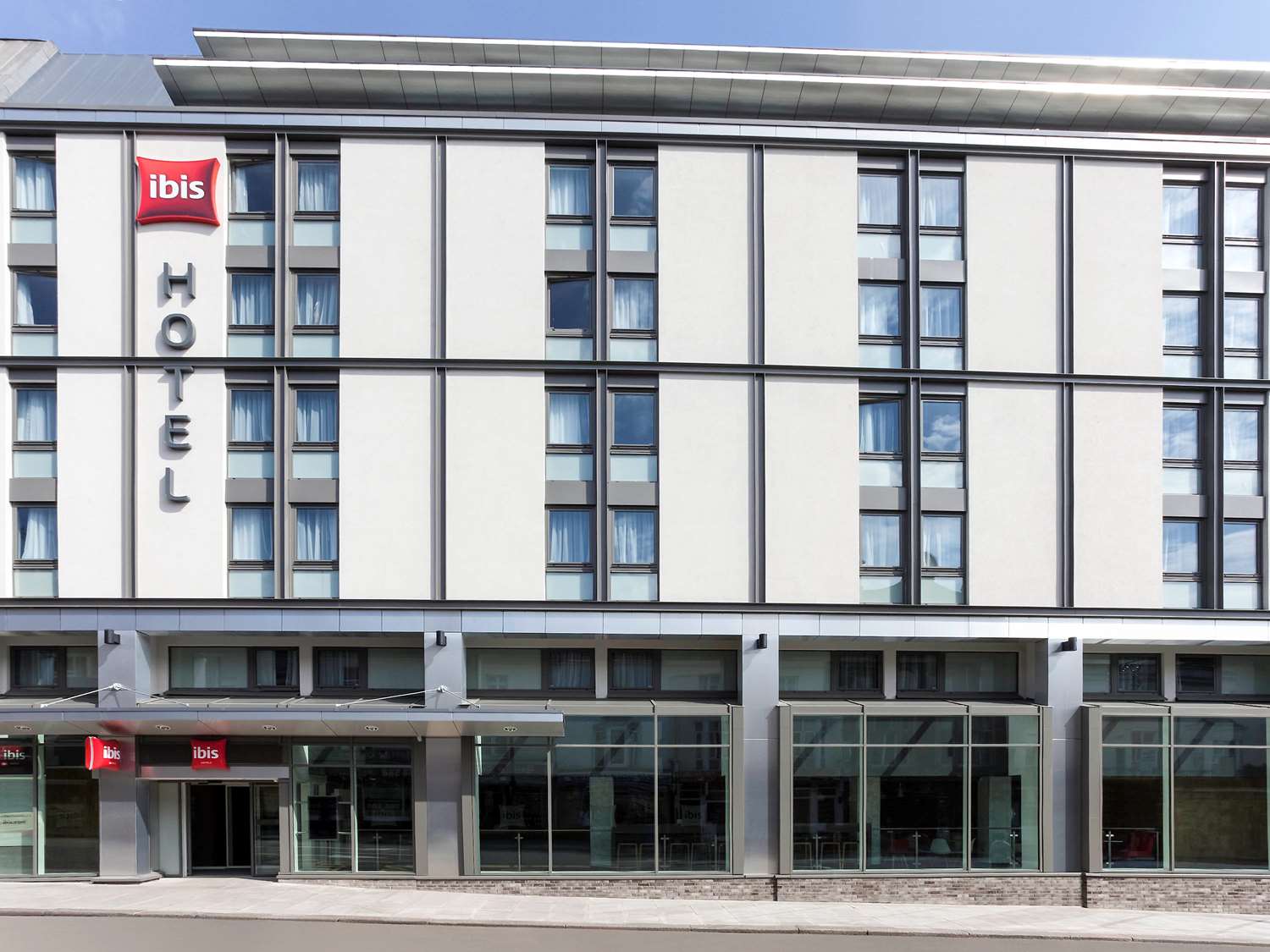 

Milano - Brighton - ibis Brighton City Centre - Station