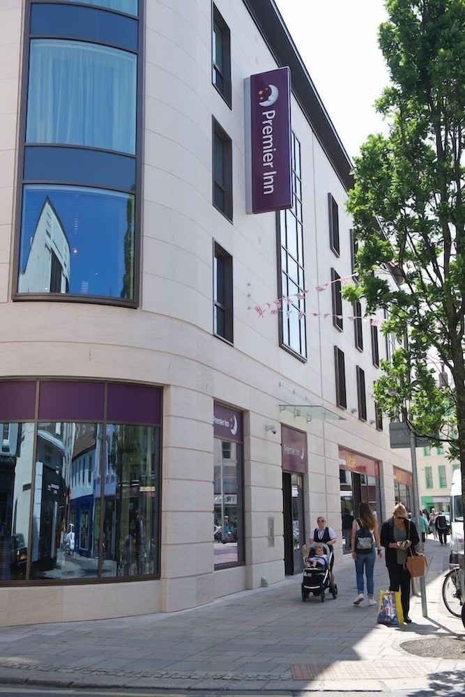 Saint Helier Jersey - Premier Inn Jersey Charing Cross