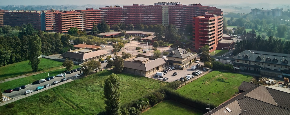 

Catania - Milano - Ripamonti Residence & Hotel Milano