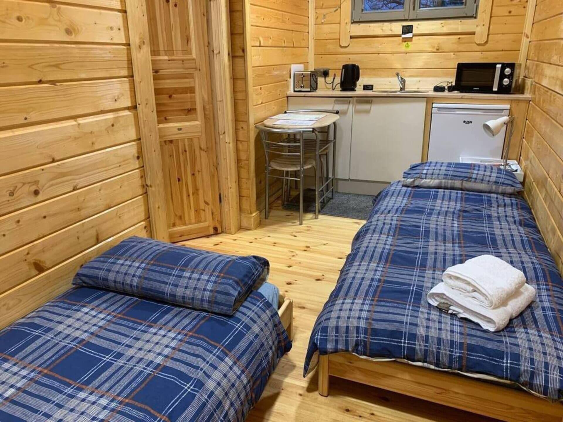 

Bologna - Inverness - Duncairin Cabin 2 DOG Friendly AND Mins From Town