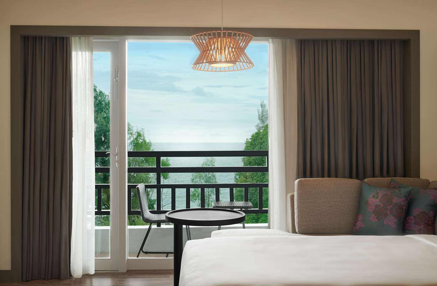 1 bedroom suite