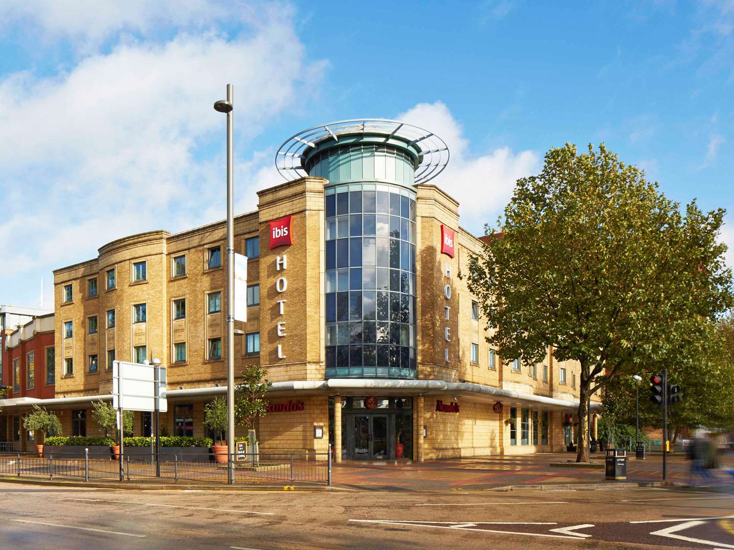 

Milano - Londra - ibis London Stratford