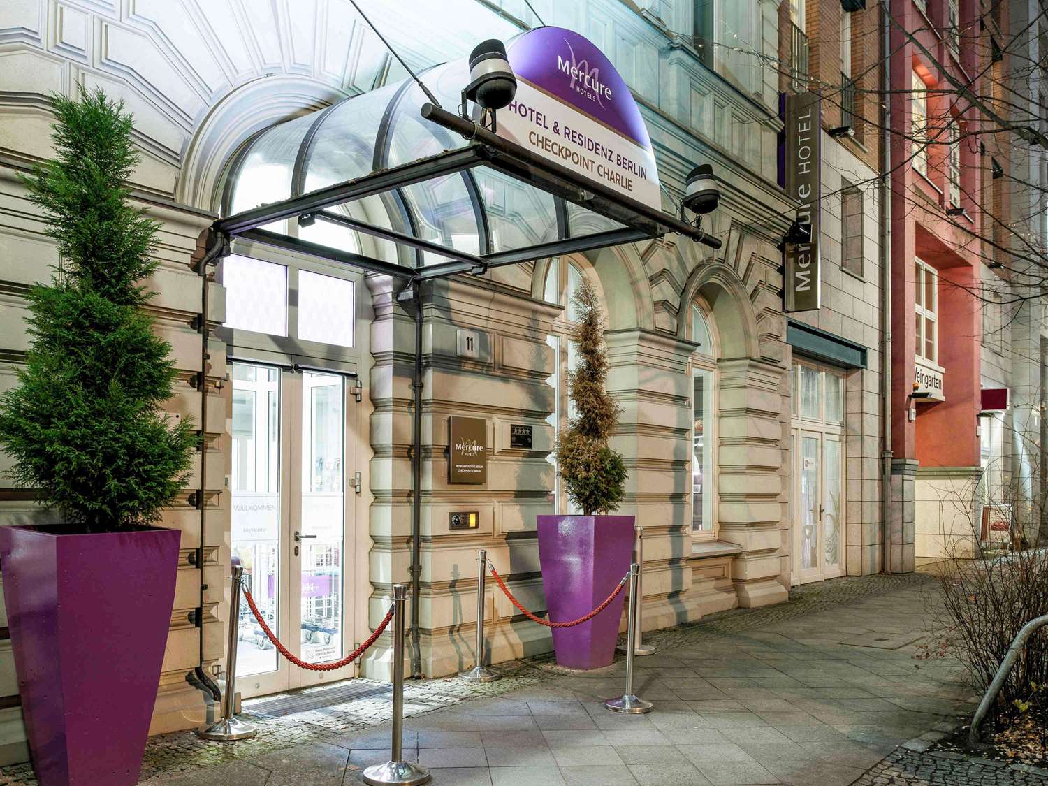 

Bologna - Berlino - Mercure Hotel & Residenz Berlin Checkpoint Charlie