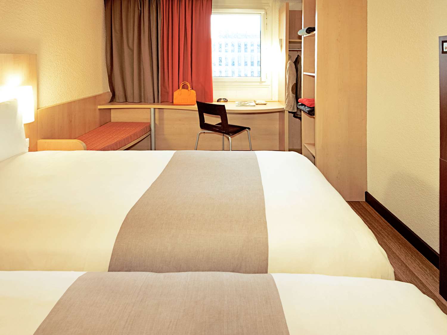 Chambre avec 2 lits
