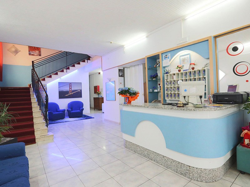 

Genova - Riviera Romagnola, Mare Italia - Hotel TV