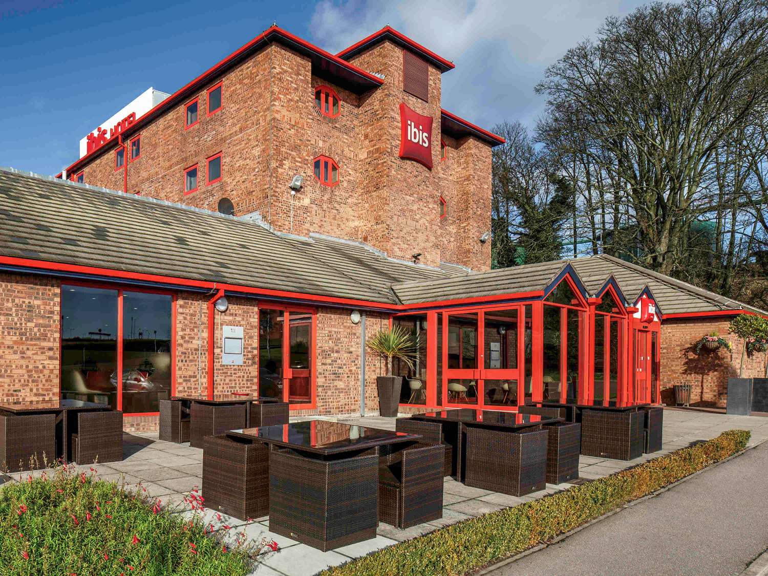 

Roma - Luton - Ibis London Luton Airport