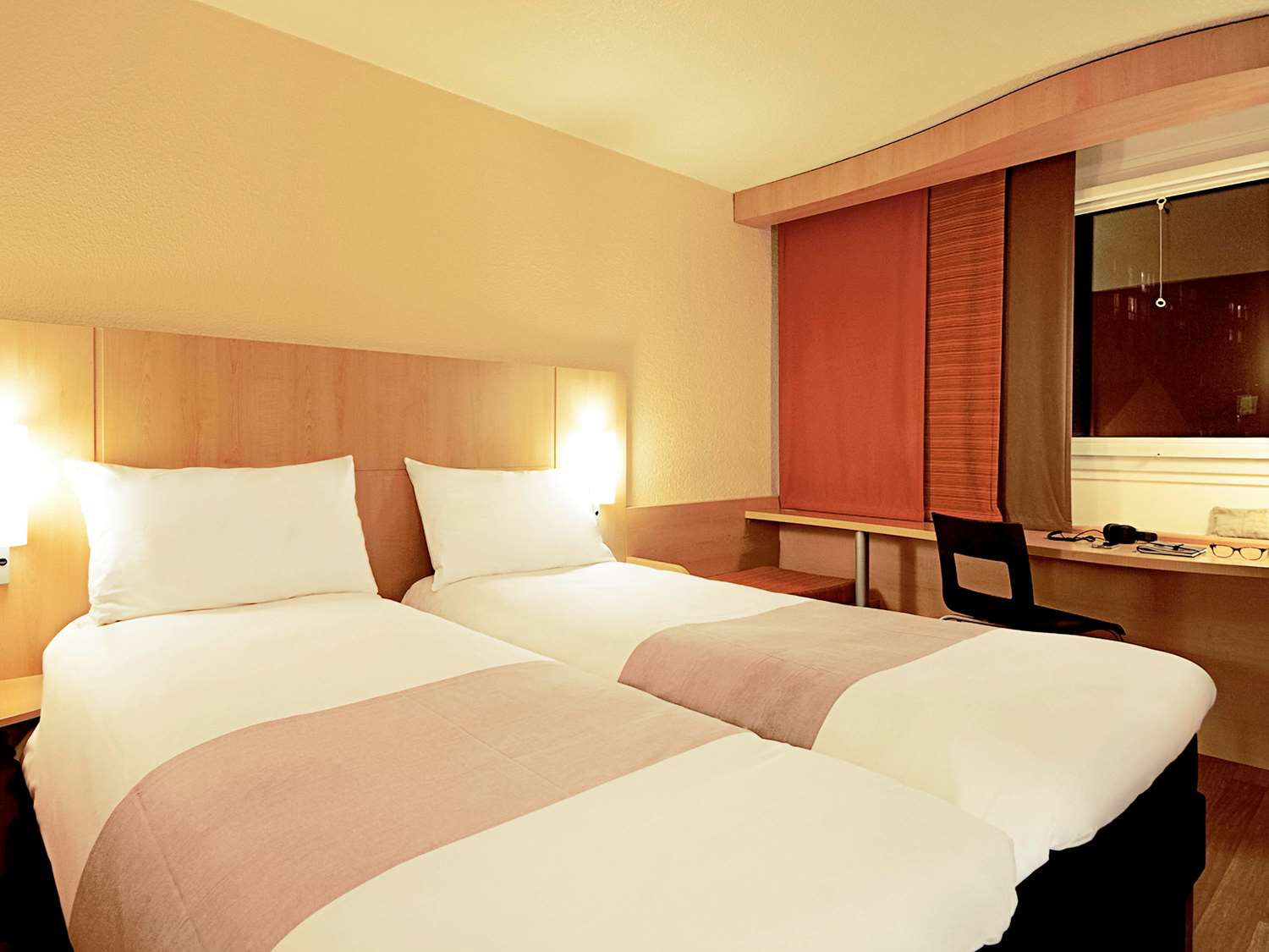 Chambre avec 2 lits