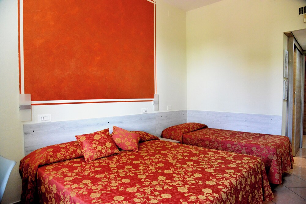 

Milano - Maremma, Toscana - HOTEL IL PARCO - Parking Free & Restaurant - Hotel