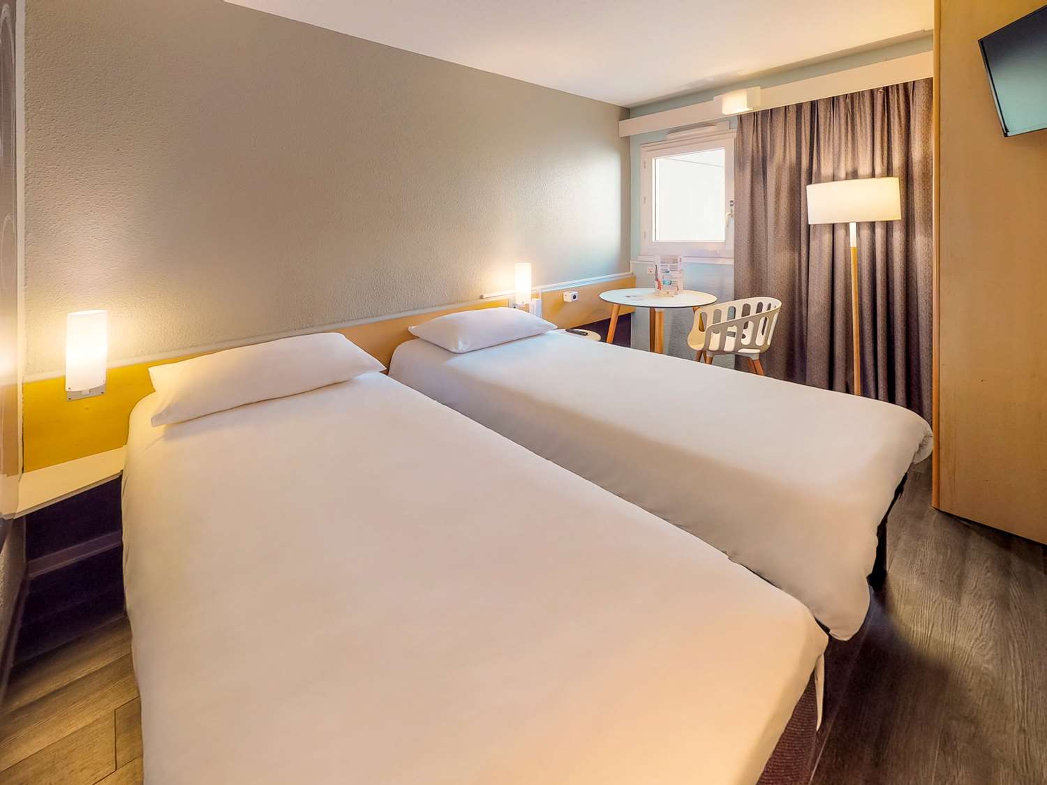 Chambre avec 2 lits