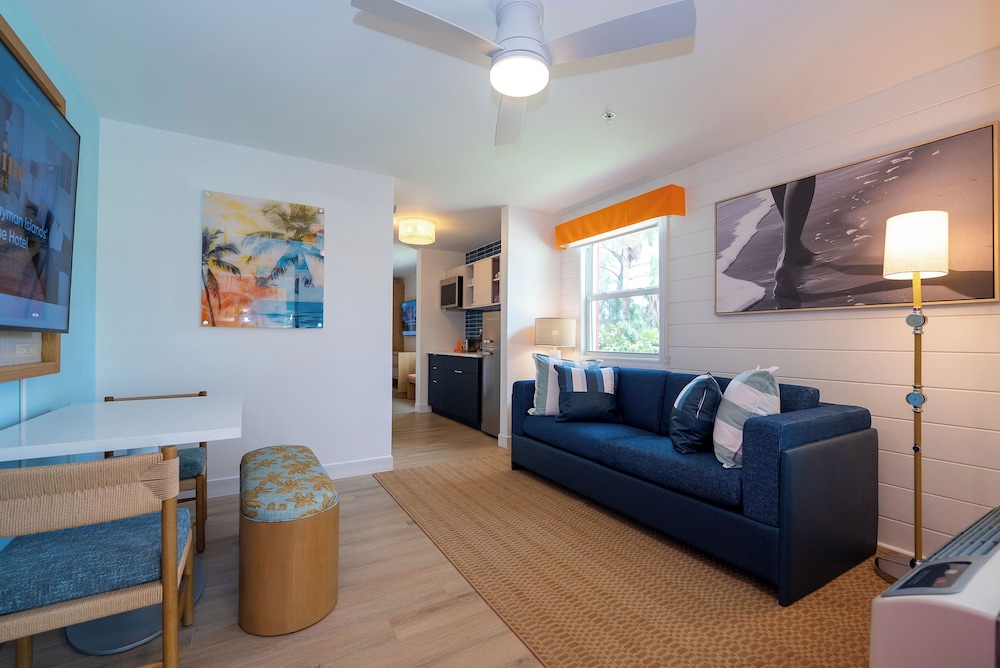 

Milano - Seven Mile Beach - Sunshine Suites Resort