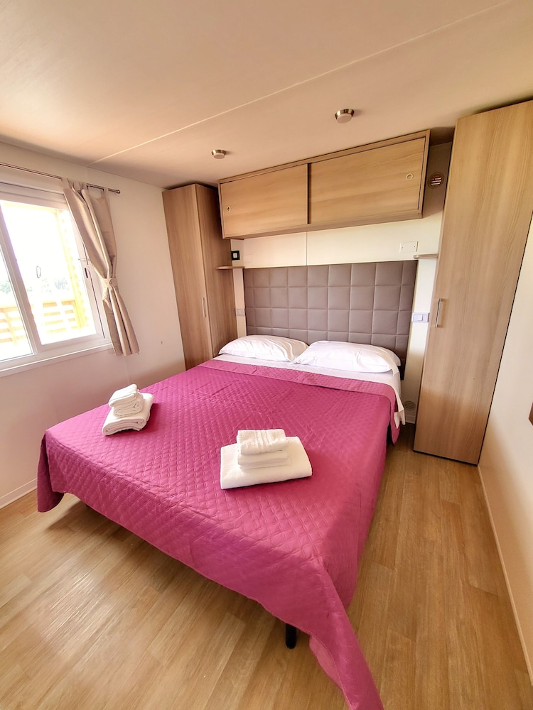 

Milano - Arezzo - VioVillas Agriturismo Glamping Arezzo