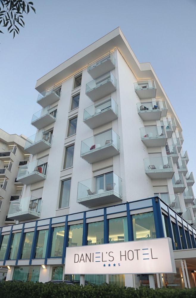 

Roma - Rimini - Hotel Daniel's FRONTE MARE