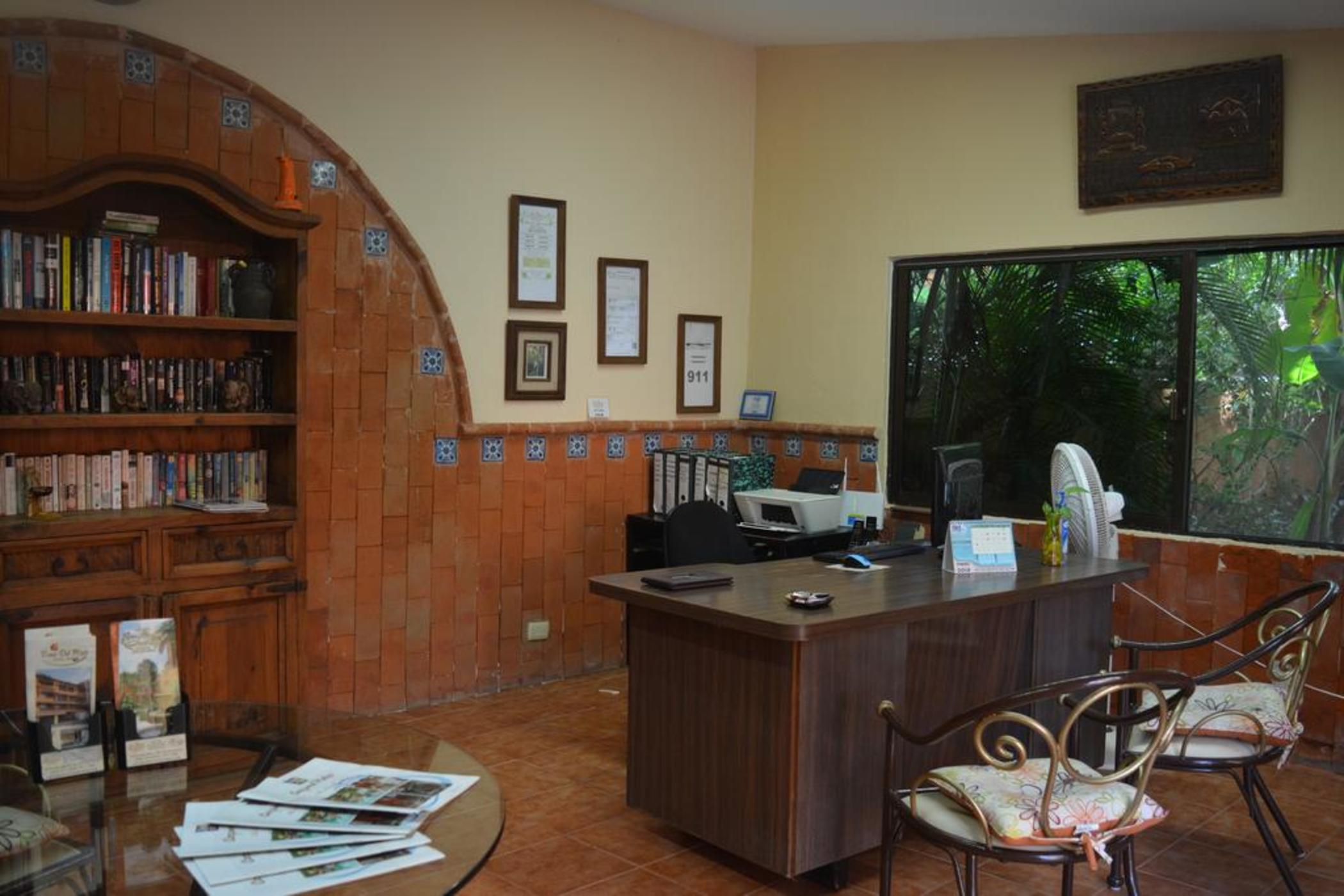 

Bologna - Cozumel - Hacienda San Miguel