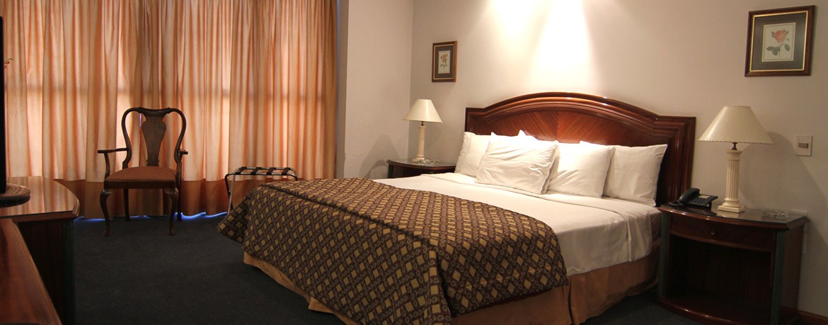 

Milano - Montevideo - Crystal Palace Hotel