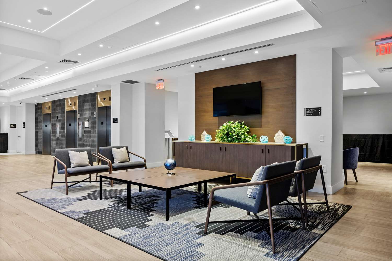 

Catania - New York - Aeroporto JFK - DoubleTree by Hilton New York JFK Airport