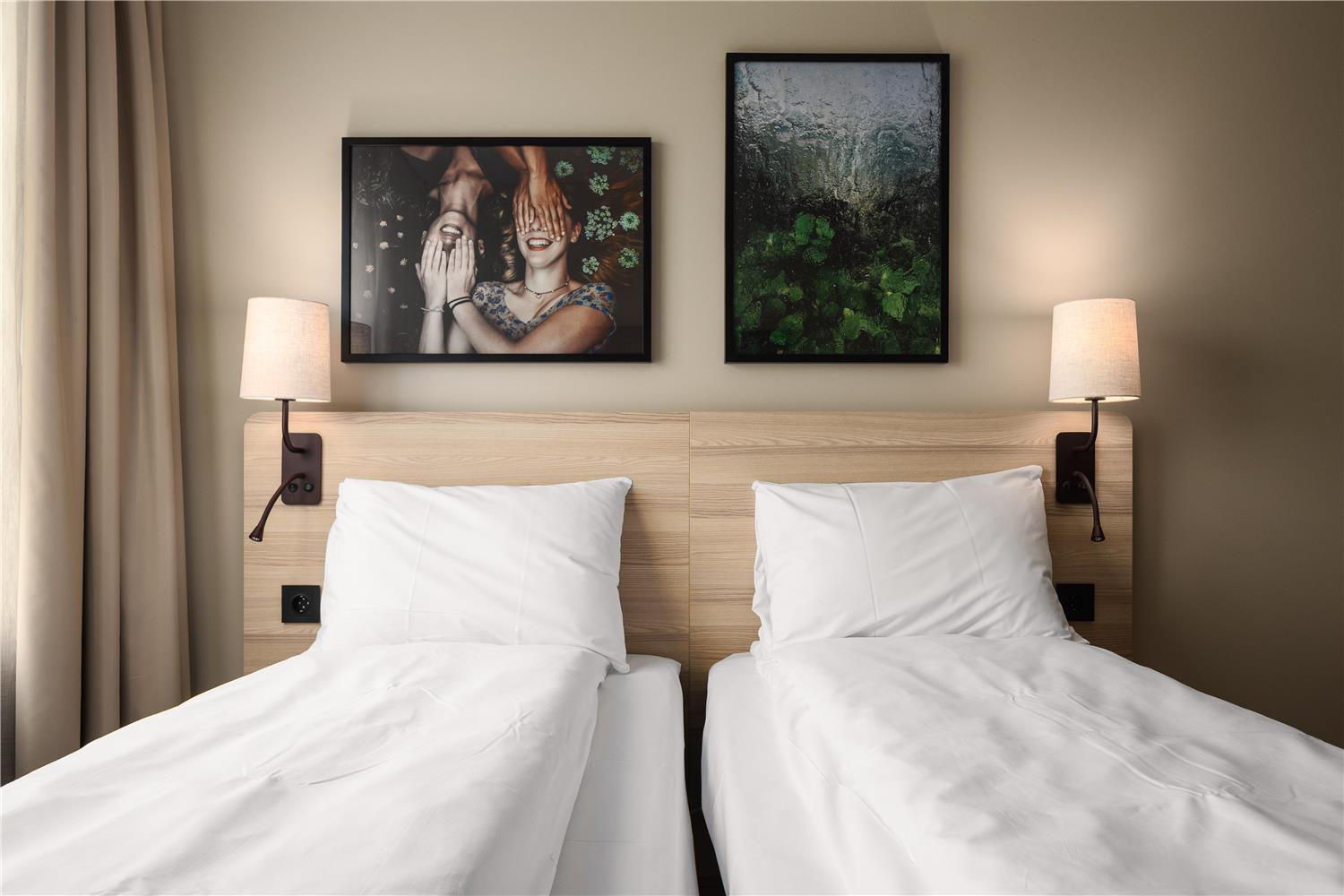 Standard twin room