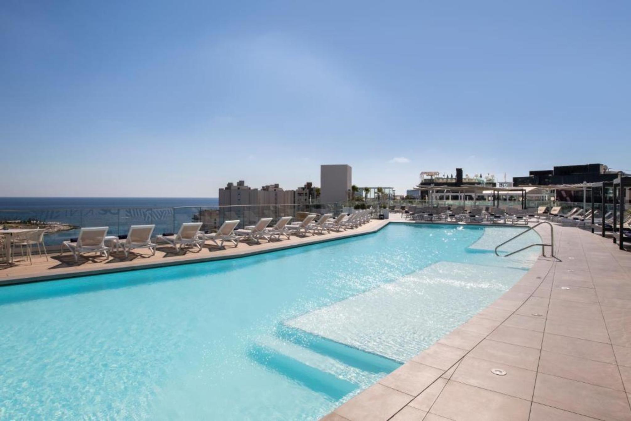 

Napoli - Malta - be.HOTEL