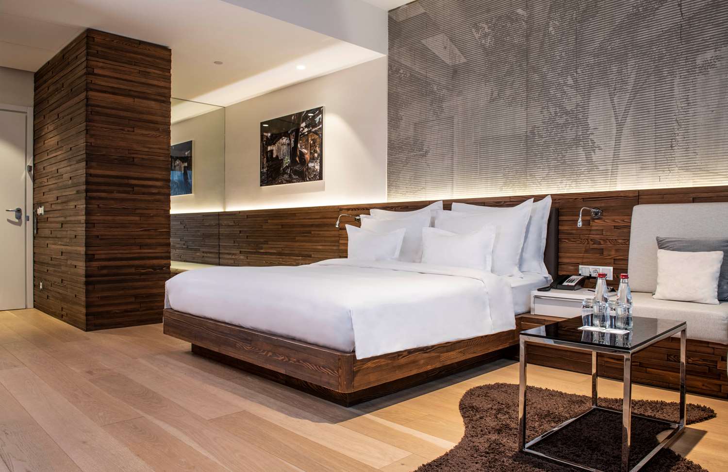 Collection premium room