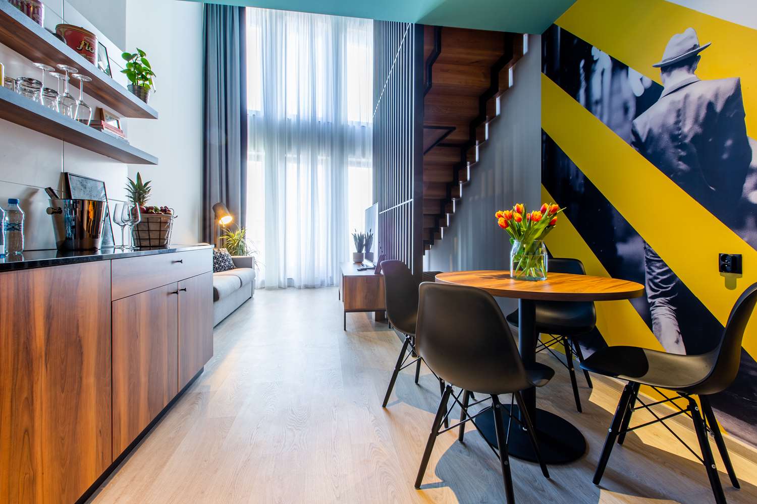 Suite, balcony