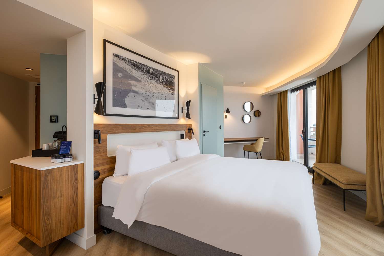 Suite, junior, vue sur la ville, balcon
