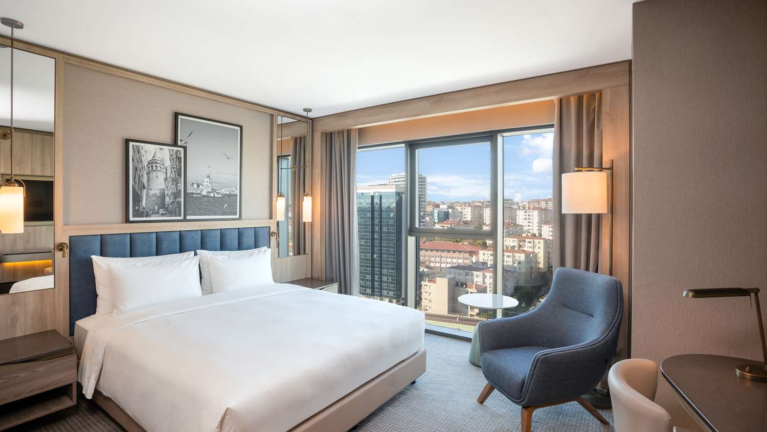 Chambre double avec 1 ou 2 lits, vue sur la ville