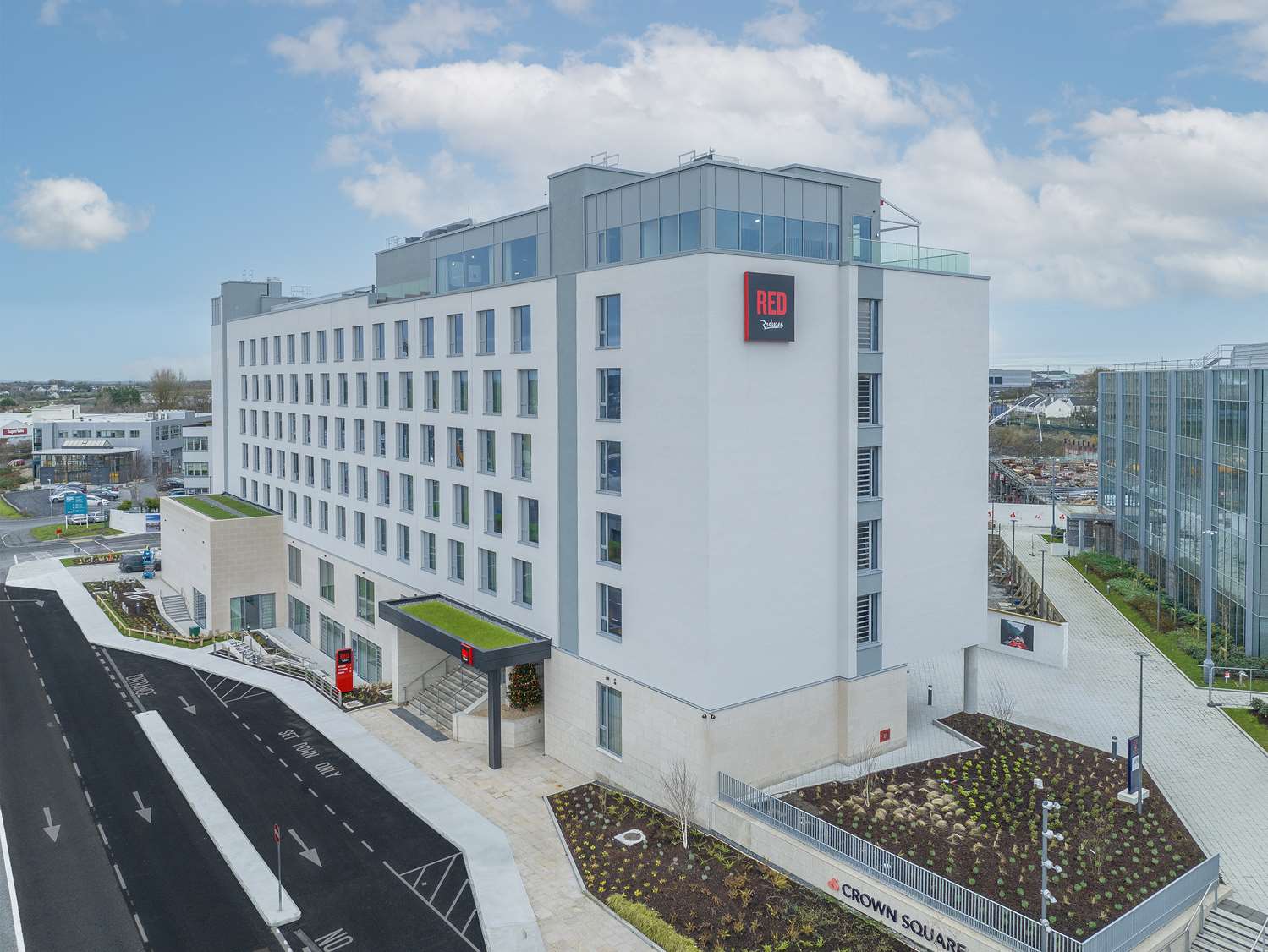 

Milano - Galway - Radisson RED Galway