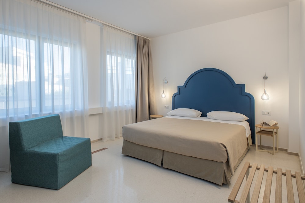 

Cagliari - Salento, Mare Italia - Hotel Albània