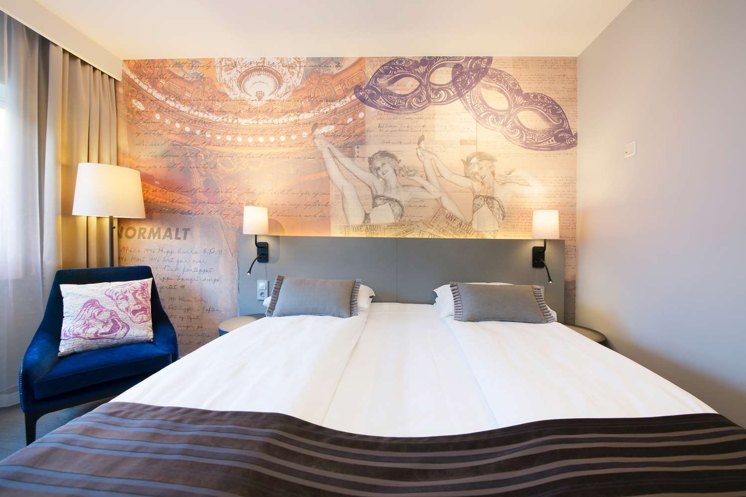 Standard twin room
