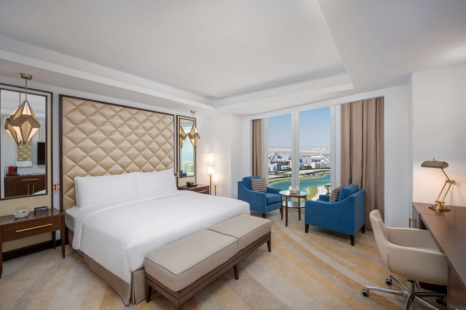 Suite, deluxe